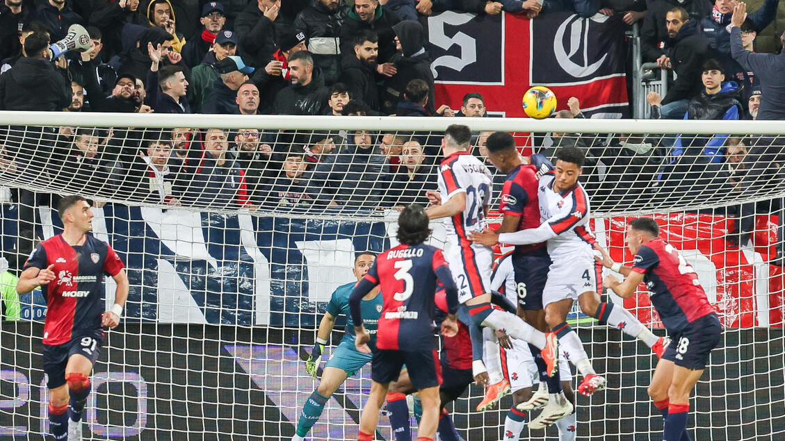 Serie A: in campo Cagliari-Genoa 1-1 DIRETTA