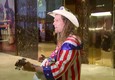 Il Naked Cowboy 'trasloca' alla Trump Tower © ANSA