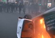 Protesta Gilet gialli a Parigi, scontri e auto incendiate © ANSA