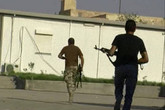 Libia, combattimenti a Tripoli tra insorti e lealisti