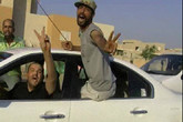 Libia, festeggiamenti dei ribelli a Tripoli