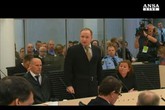 Breivik, show in aula a Oslo