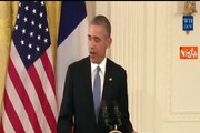 Obama ricorda il bacio con Michelle a Parigi