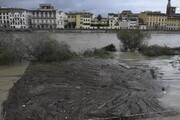 Allerta a Firenze, l'Arno e' ingrossato