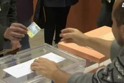 Spagna torna al voto, e' caccia agli indecisi