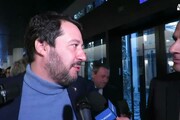 Salvini: 'Non so quanto abbiano festeggiato da Juncker'
