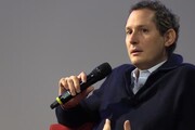 Elkann: 'Fusione per ora annunciata, ci vuole tempo'