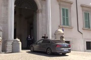 Consultazioni, l'arrivo di Berlusconi al Quirinale