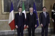 Mattarella incontra Macron: il capo dello Stato a Napoli per il bilaterale Italia-Francia