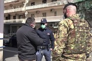 Coronavirus, a Napoli controlli per le strade con polizia ed esercito