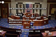 Usa, la Camera approva la risoluzione per chiedere il 25 emendamento contro Trump