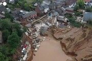 Alluvione in Germania, le immagini aeree della frana a Erftstadt-Blessem