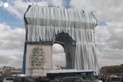 Parigi, omaggio a Christo: impacchettato l'Arco di trionfo