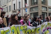 Milano, in centinaia per la manifestazione 'No Meloni Day'