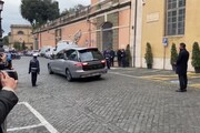 Camera ardente di Monica Vitti in Campidoglio, l'arrivo del feretro