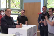 Referendum: Silvio Berlusconi ha votato a Milano