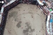 Le immagini del crollo durante la corrida a El Espinal