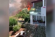 Incendio raggiunge il paese, 40 case evacuate nel Sassarese