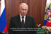 Putin: 'Siamo stati pugnalati alle spalle'