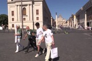 Sit-in Orlandi, il fratello Pietro: 'Mi dispiacerebbe se oggi il Papa non facesse suo nome'