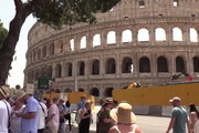 Caldo record a Roma, i volontari della protezione civile: 'Bere acqua e proteggersi dal sole'