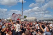 Lukaku, l'attesa dei tifosi della Roma all'aeroporto di Ciampino