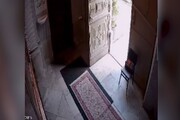 Istanbul, l'arrivo e l'ingresso dei due assalitori in chiesa: poi gli spari