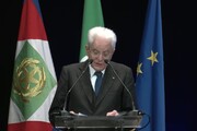 Mattarella: 'Intollerabile manipolare informazioni per fake news'