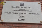 Guardia di finanza scopre a Parma un 'compro oro' abusivo