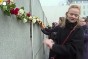 Berlino, cerimonia per i 35 anni dalla caduta del Muro