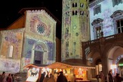 Si accende il Natale a Orvieto: tra luci, videomapping e un albero alto 16 metri