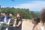 Caterina Murino contro la speculazione eolica in Sardegna