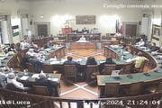 Salis, consigliera di Fratelli d'Italia a Lucca chiede minuto di silenzio per sua elezione