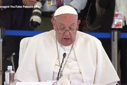 Il Papa: 'Nessuna macchina deve poter togliere la vita umana'