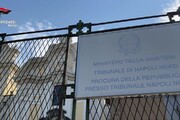 Rapina per coprire abusi sessuali, in arresto anche due frati