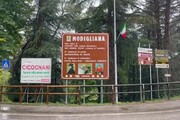 Maltempo in Emilia-Romagna, le strade di Modigliana ricoperte di fango