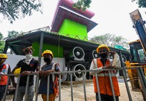 Inaugurata prima torre mangia-smog a Delhi (ANSA)