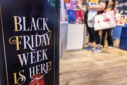 Al via i super sconti del Black Friday, affari per 4 miliardi