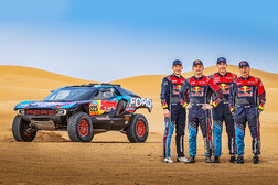 Ford porta alla Dakar 4 campioni alla guida dei Raptor T1+