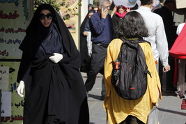 Una donna velata in Iran