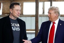 Ill presidente eletto Trump assieme a Elon Musk, capo del nuovo dipartimento per l'efficienza