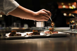 Teppanyaki style foto iStock.