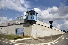Una veduta esterna del carcere di Rebibbia