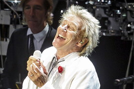 Rod Stewart compie 80 anni