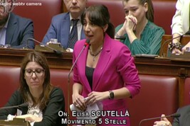 Scutella' (M5s): 'Oggi mi buttate fuori, ma saro' piu' forte di prima'