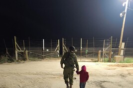 Idf, hamas manda bambino di 4 anni verso le truppe a Gaza