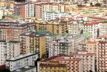 Un'immagine di palazzi in città