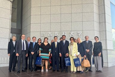 Visita alla Kansai Medical University