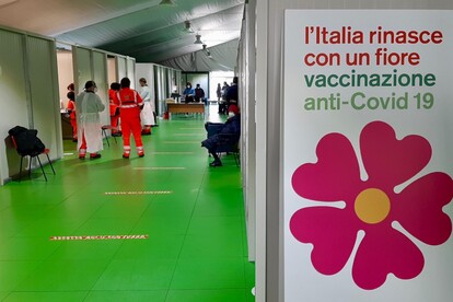 Falsi vaccini covid, al via il processo per 98 persone - Notizie - Ansa.it