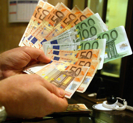 Alcune banconote di Euro © ANSA 